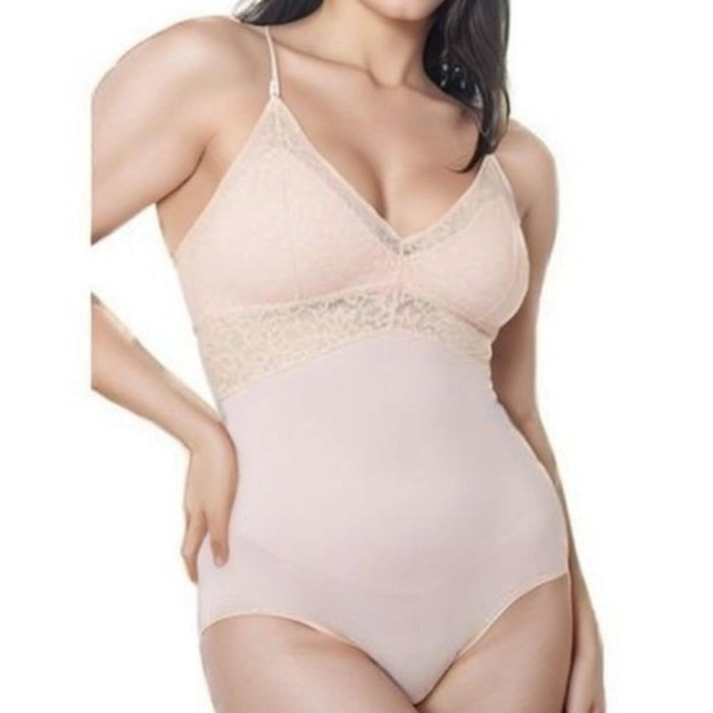 Maidenform Women Lace Bodysuit Body Shaper Nude Small Firm Control Shapewear NEW